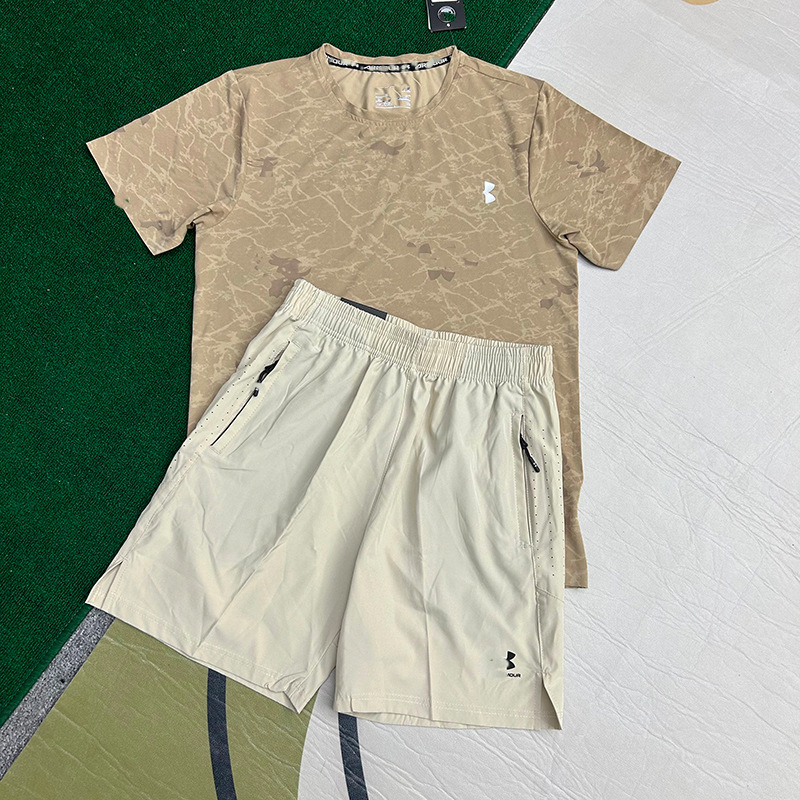 Hombres nuevos al por mayor deportes de secado rápido transpirables camisetas de manga corta entrenamiento de hielo suelta chaqueta casual fitness correr