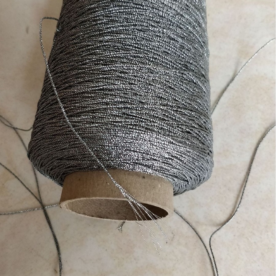 金黄纸银纸裁切细丝缠绕双股天蓝紫色桃红色黑白色涤纶长丝混纺线