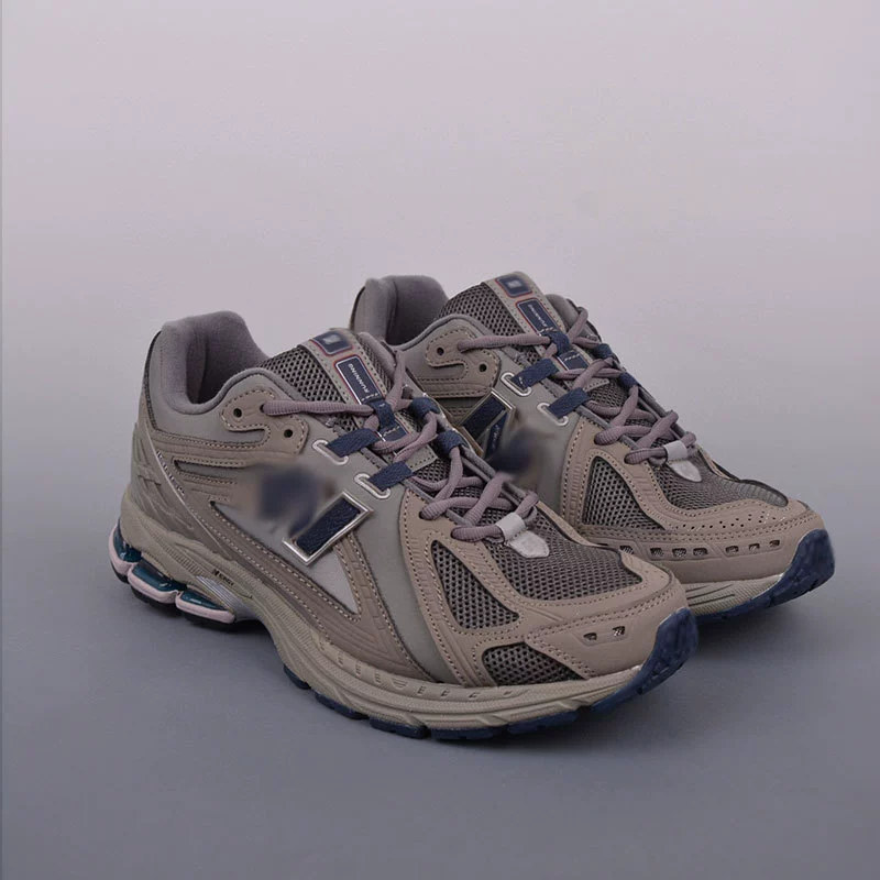 Footwear, breathable sports sports shoes for beloved