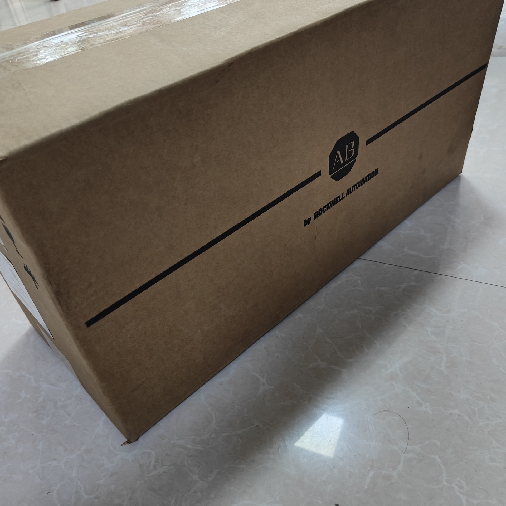 罗克韦尔 全新现货2094-BM05伺服驱动器2094系列 质保一年