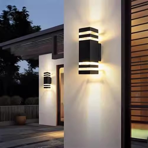 Lámpara de pared al aire libre, impermeable, bañador de pared al aire libre, puerta de hotel de villa, pared exterior, lámpara de patio, foco de balcón de terraza simple