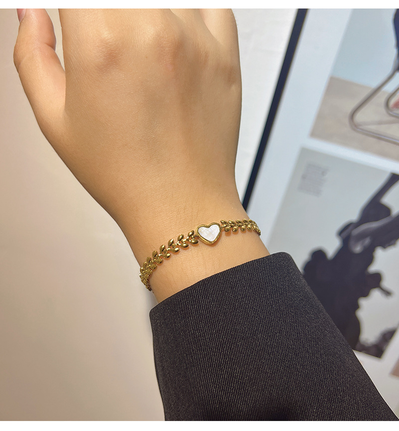 Lady Heart Shape Titanium Steel Plating Shell Bracelets 1 Piece