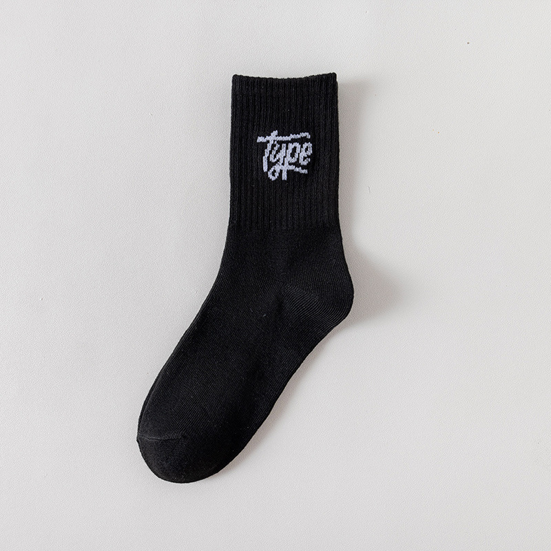 Calcetines de Otoño e Invierno para mujer calcetines de media pantorrilla calcetines de pila de color sólido japonés para mujer Calcetines deportivos con cordón de marea medias en blanco y negro