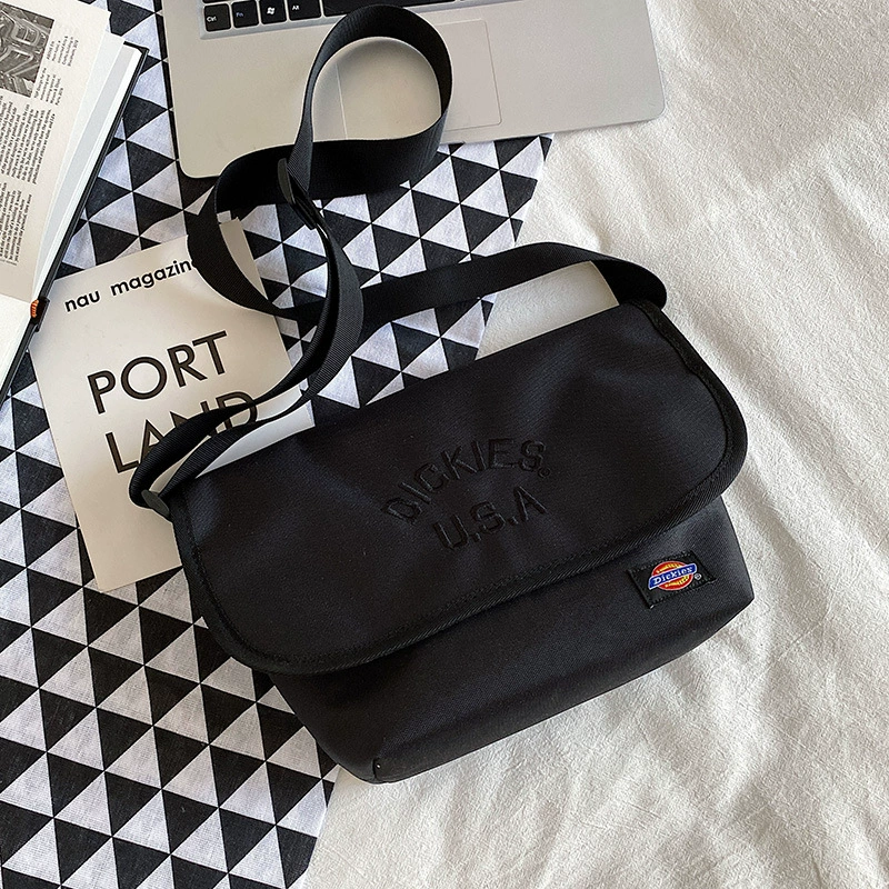 Shoulder bag for men and women, universal one-shoulder bag for leisure, chest bag