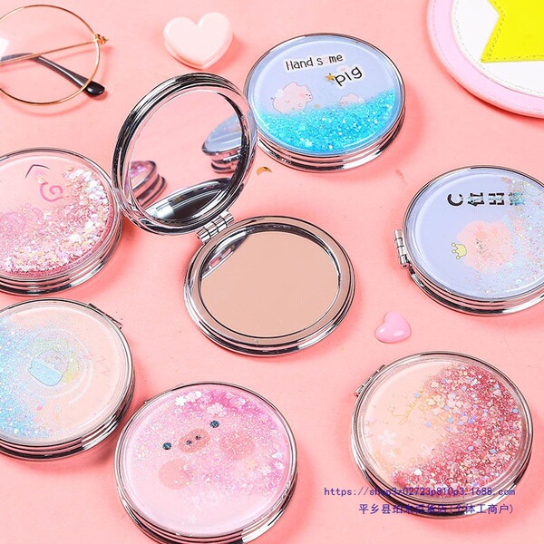 Cartoon mirror