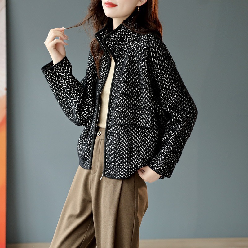 Double-sided knitted fashionable jacket with zipper