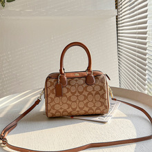 2025�¿���ϻ���ʿ�D���^���W���͹�Rowan������μ�б���Ů