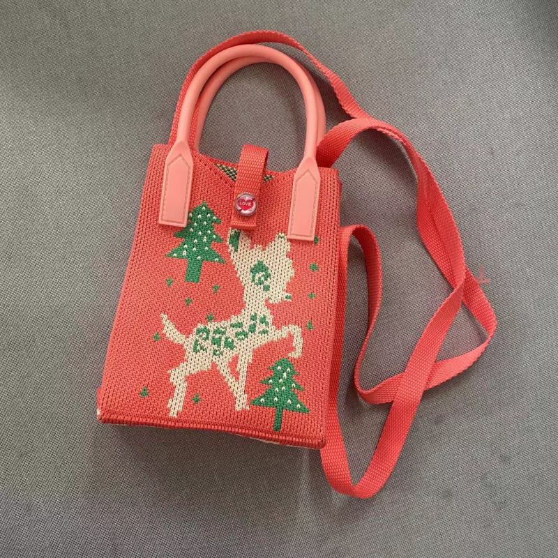 粉底小鹿手机包