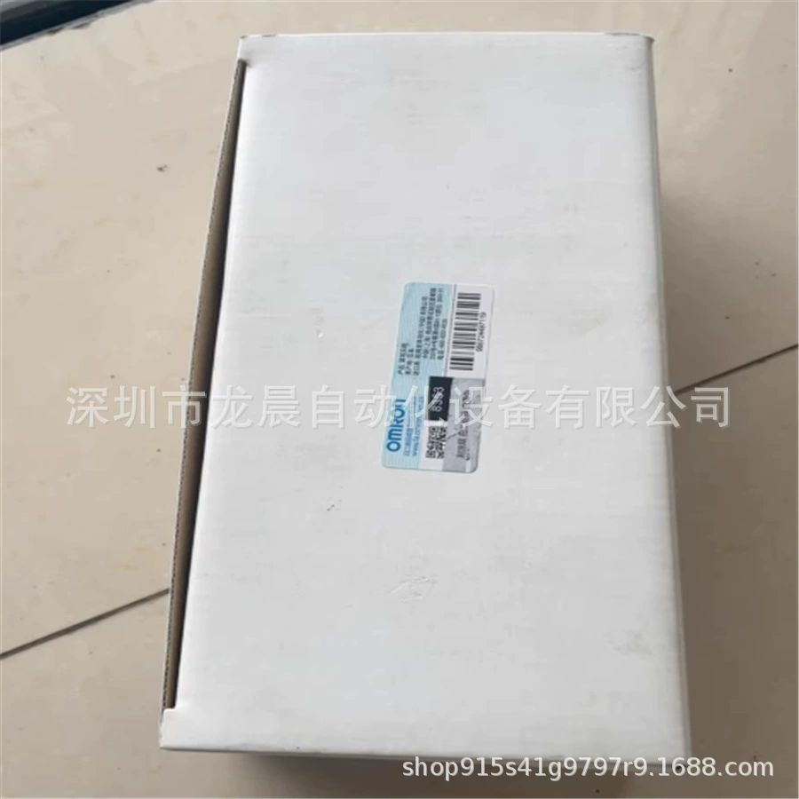 Новый оригинальный идентификационный датчик приближения V680-HS52/HS63-W 2M