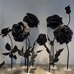 インターネット有名人黒バラ巨大なプリーツ紙立体花結婚式の小道具シーンレイアウト造花シミュレーション花道リード花