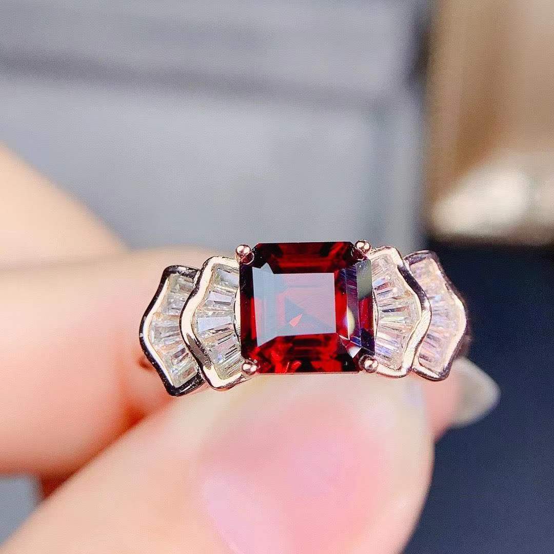 Organic one size ring from Mozambique pomegranate