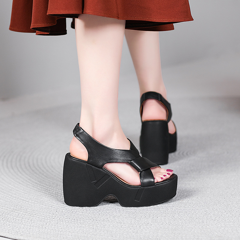 Sandal cao gót nữ hở mũi phong cách La Mã, đế xuồng, gót 9 cm, da cừu mềm — màu đen, màu trắng ngà