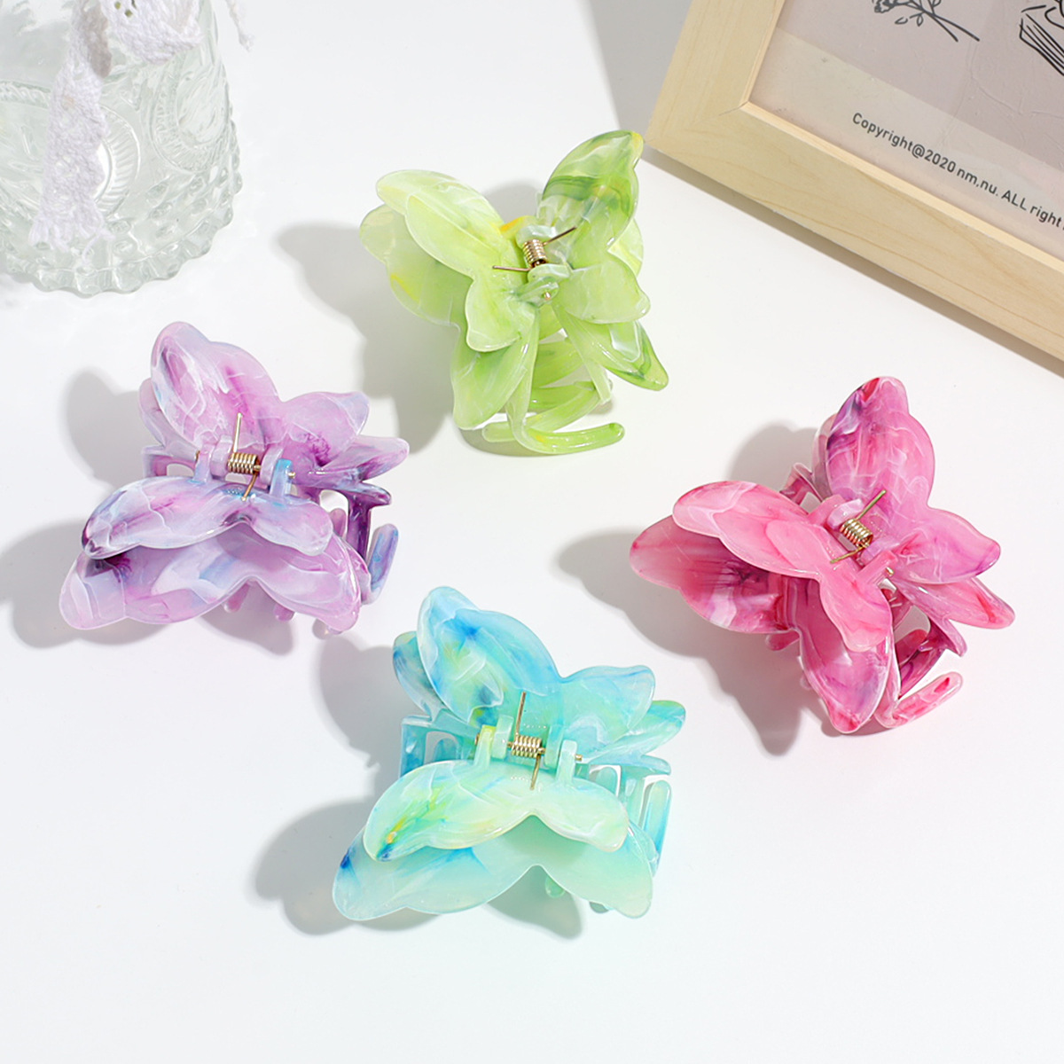 Women's Simple Style Classic Style Butterfly Plastic Resin Butterfly Hair Claws display picture 4