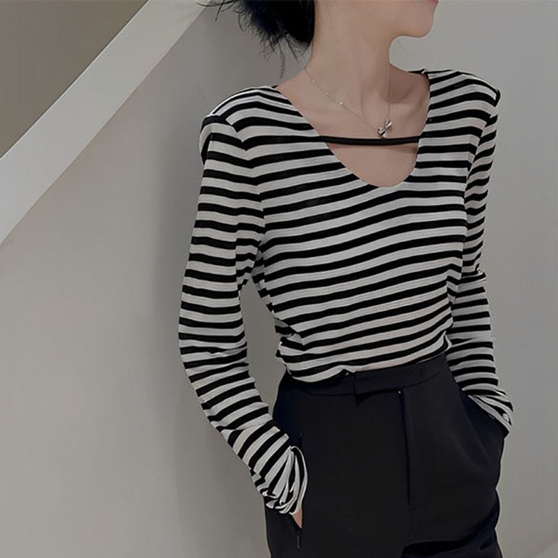 2025新款春秋V领性感辣妹打底衫一件代发别致修身显瘦女式长袖t恤