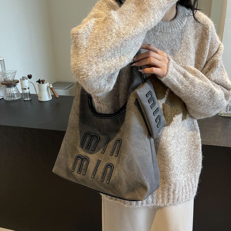 メーカー卸売り大容量バッグ女性ファッションカジュアルシングルショルダーバッグ女性ソフト面通勤ショルダーバッグ女性|undefined