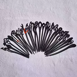 木质工艺品;饰品配件;钮扣