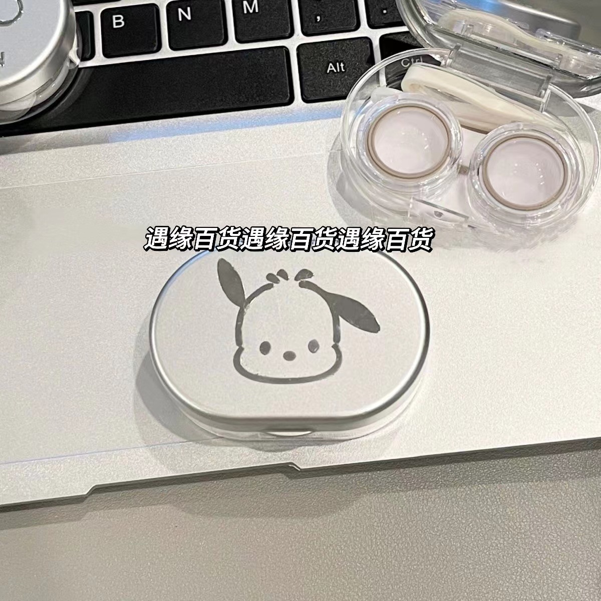 Sanrio peine portátil con colgante mini diente suave portátil plegable estudiante bangs peine
