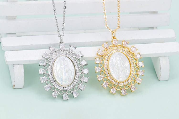 Daily Occasion Copper Material Retro Geometric Copper Plating Shell Zircon Pendant Necklace