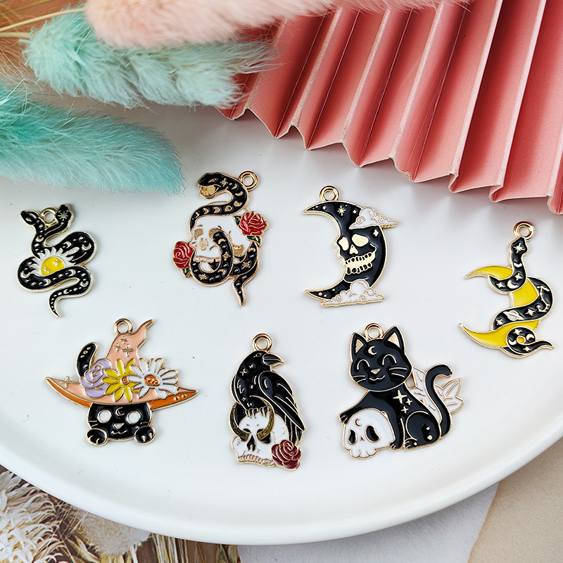 Ig Style Funny Cat Snake Skull Metal Enamel Charms display picture 1