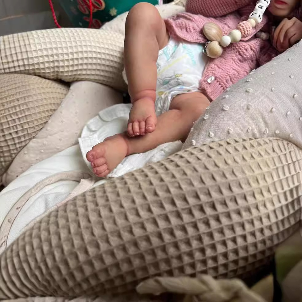 NPK genuino 49 cm muñeca de simulación de bebés renacer LouLou 3D piel de una pieza de cabello transfronterizo