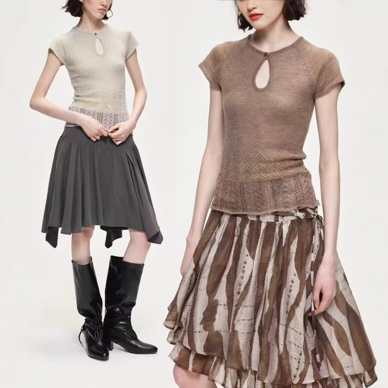 Designed with a Sense of Style, This Mohair Wool Raglan Hollow-Out Knit Top