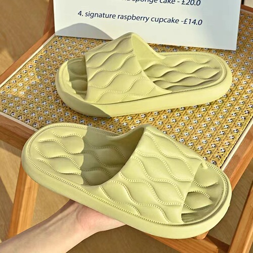 Household slippers for women, summer outdoor wear, indoor home, shit-stepping slippers, bathroom non-slip slippers, men's wholesale