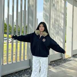 秋冬新款小熊耳朵毛领卫衣时尚开衫保暖外套女秋季拉链连帽上衣