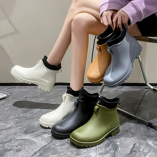 Cross-border Chelsea new short-tube fashionable rain boots for women, 2024 low-top thick-soled non-slip couple rain boots for outerwear
