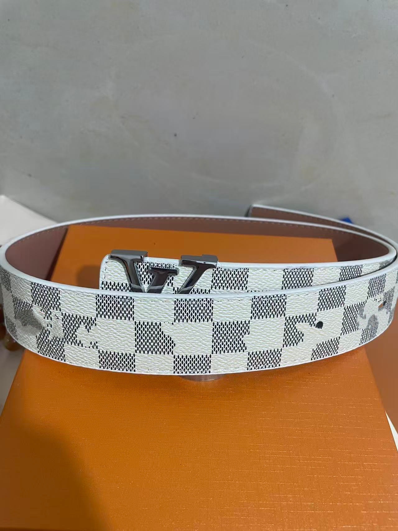 Cinturón para Hombre 4.0 cm de Piel de Vaca de Dos Capas con Hebilla Lisa para Uso Casual image 24