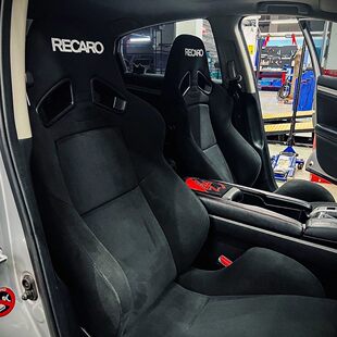�¿�RECARO SR7ͨ����܇������Ƥ�qِ܇���θ��bVRģ�M������Ͱ��