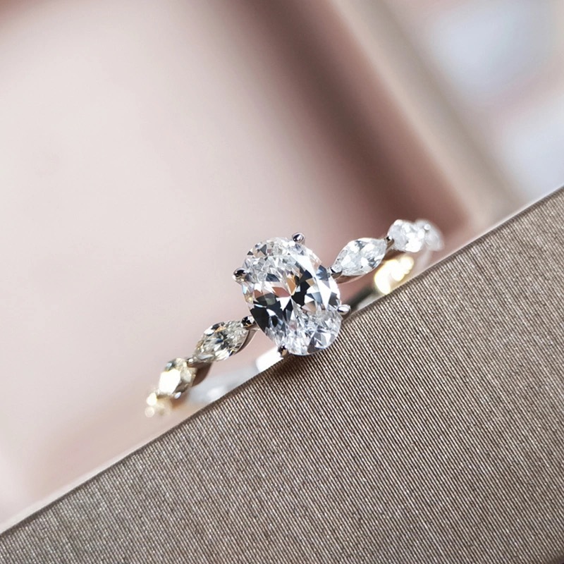 Anello con diamante a forma di uovo di piccione scintillante placcato in argento sterling, celebrità femminile di Internet, alla moda_voghion.com