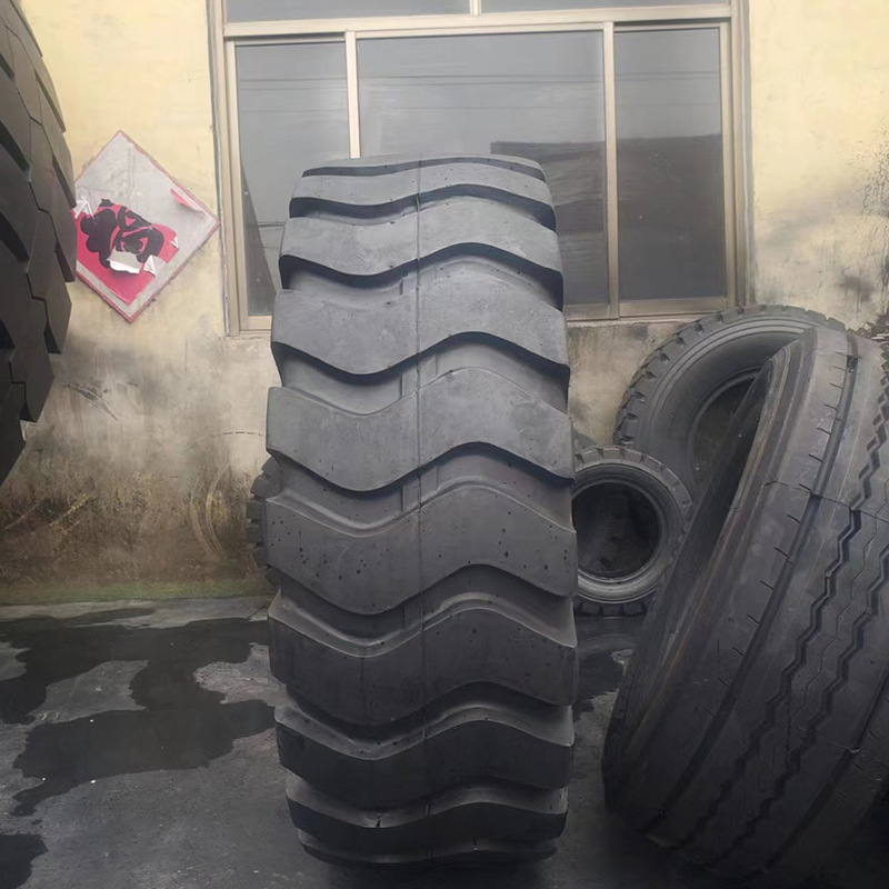 20.5-25压路机装载机铲车胎E3波浪花纹尼龙成套工程机械轮胎