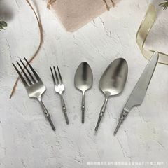 304ステンレスの小さい腰の西の食器の五金の頭の高級な砂の光の挿し木の柄の刃のフォークの頭のセット