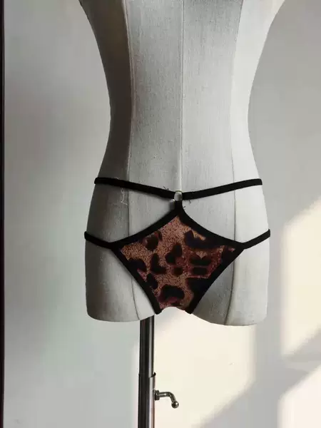 Leopard print