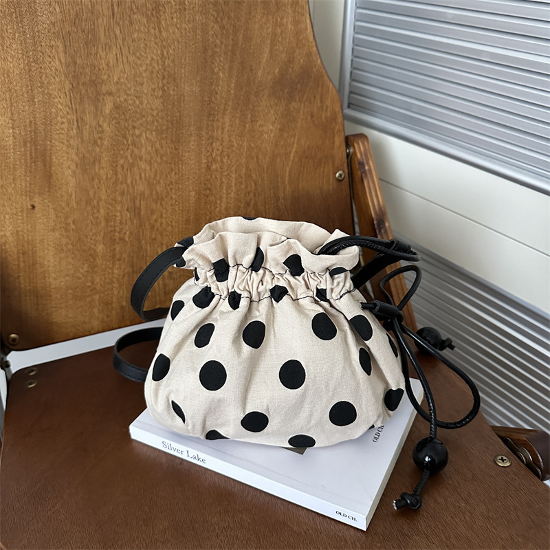 Korean Retro Polka Dot Shoulder Bag for Women, New Style, Lazy Style, Contrasting Color, Large Capacity, Commuting Lucky Bag, Handbag Korean Retro Polka Dot Shoulder Bag for Women, New Style, Lazy Style, Contrasting Color, Large Capacity, Commuting Lucky Bag, Handbag
