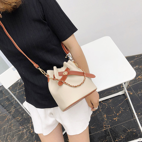 New Korean Style Student Single Shoulder Chain Crossbody Bucket Bag for Women, Small Square Bag, Wholesale and Cross-border Shipping