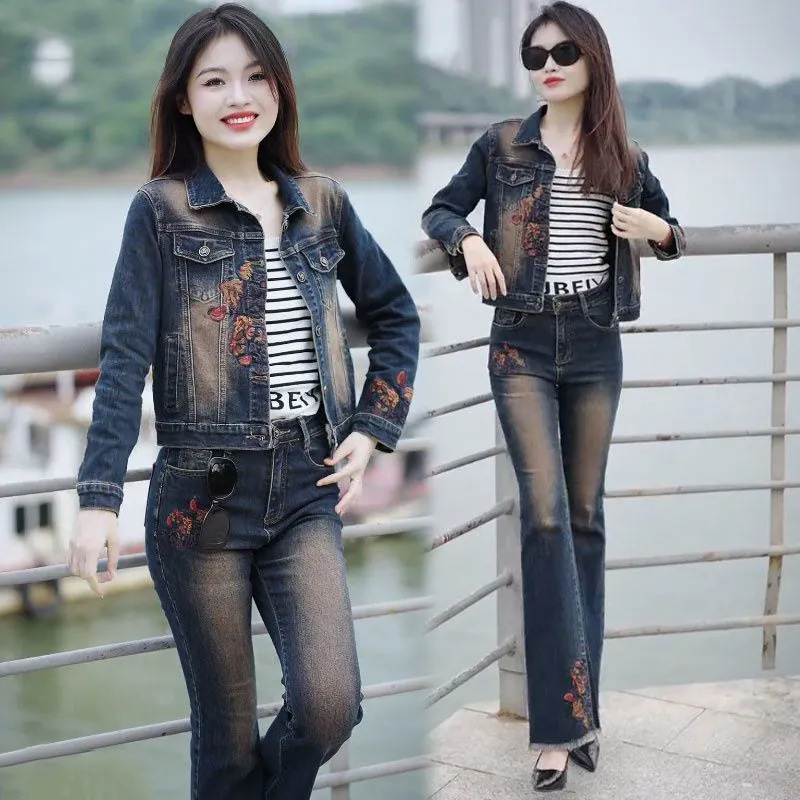 Fashionable denim autumn retro set