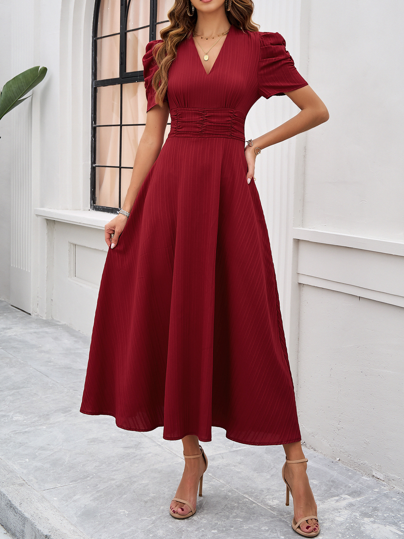 318g Weight Maxi Long Dress Dress Length Type Short Sleeve Sleeve Length Swing Dress Dresses Type Puff Sleeve Sleeve Type Spandex, Polyester Fabric Type High Waist Waist Line Daily Occasion V Neck Neckline Regular Fit Fit Type Solid Color Pattern 2025 Spring and Summer Season Women's Gender Pleated Design Simple Style Style Wholesale Women's Simple Style Pleated Solid Color Daily V Neck Short Sleeve Swing Dress 12