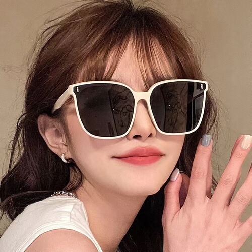 GM New Couple Sunglasses, Fashionable Retro Trendy, Large Face Slimming, Polarized Sunglasses for Street Style