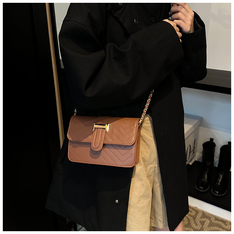 High-end texture checkered tattoo line small bag for women, 2024 new style, simple and trendy, versatile chain single-shoulder crossbody bag undefined