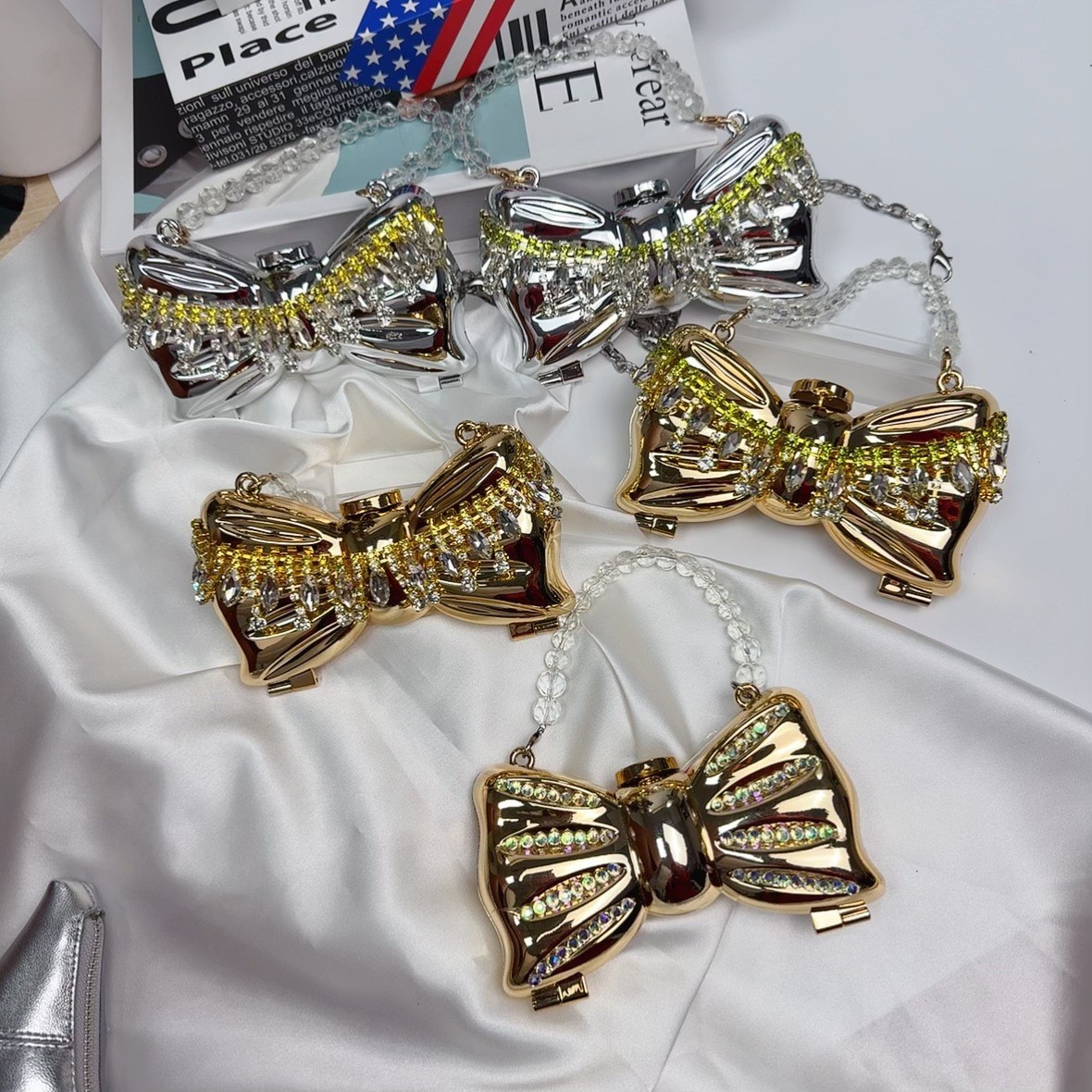 Nuevo mini bolso de cena con diamantes brillantes bolso de arco acrílico estilo de moda lápiz labial de hombro de mujer bolso de noche