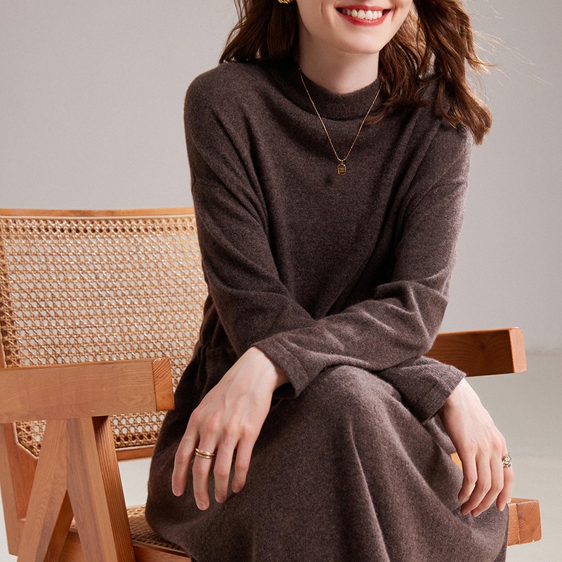 Demi-season cashmere long skirt