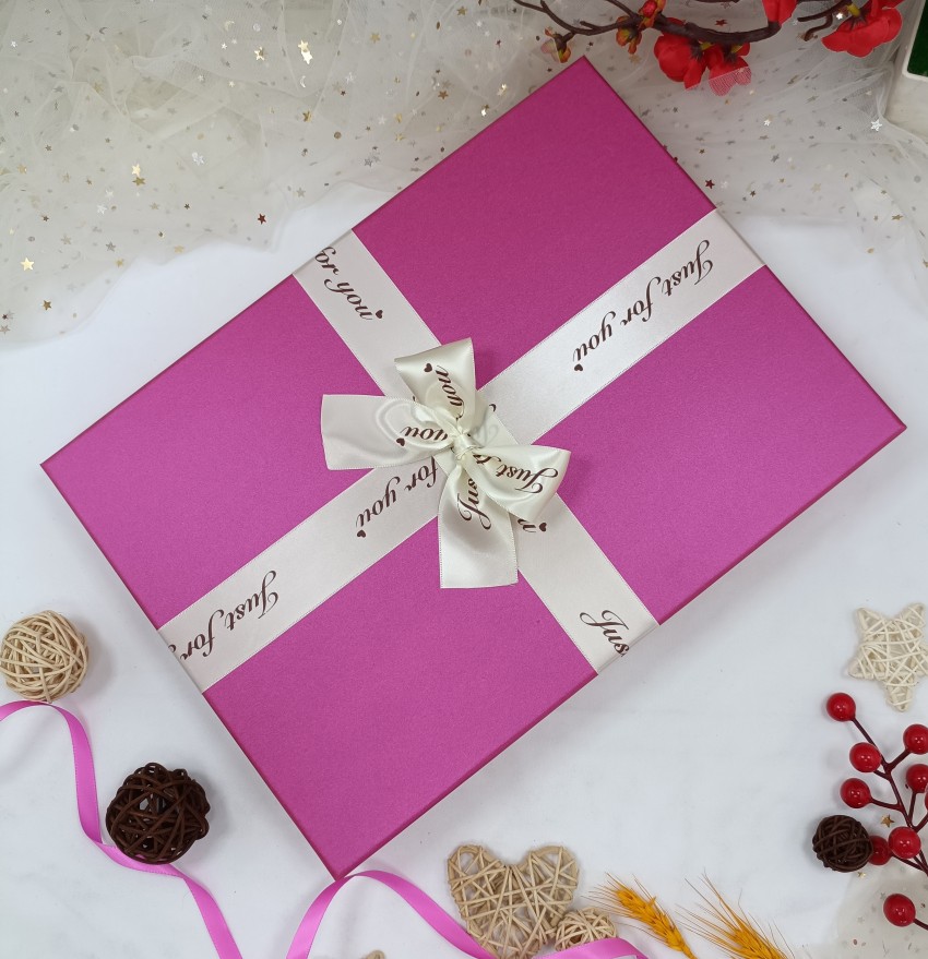 Caja de regalo rectangular de oro caja de regalo de cumpleaños ropa de camisa embalaje caja vacía caja de bocadillos caja personalizada