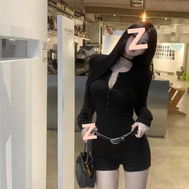 Black long-sleeved jumpsuit for women, autumn and winter slim-fit straight casual pants, pure desire style, sexy waist-cinching jumpsuit Black long-sleeved jumpsuit for women, autumn and winter slim-fit straight casual pants, pure desire style, sexy waist-cinching jumpsuit