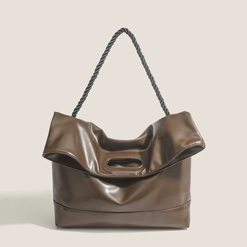 Capacious shoulder bag, small one-shoulder bag, 2023 collection