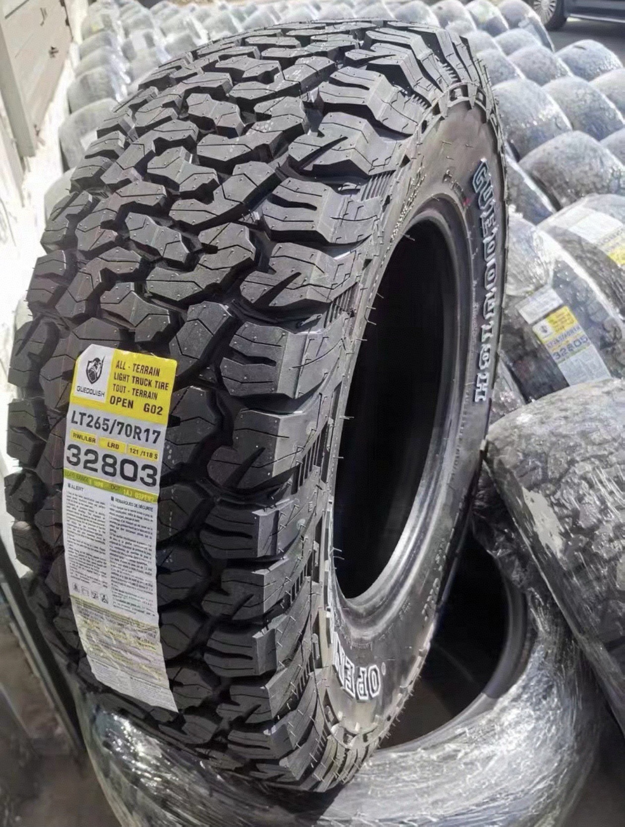ZhanTu Tire LT265/70R17 121/118S GO2 Gladiator AT Series All-Terrain Off-Road Tire