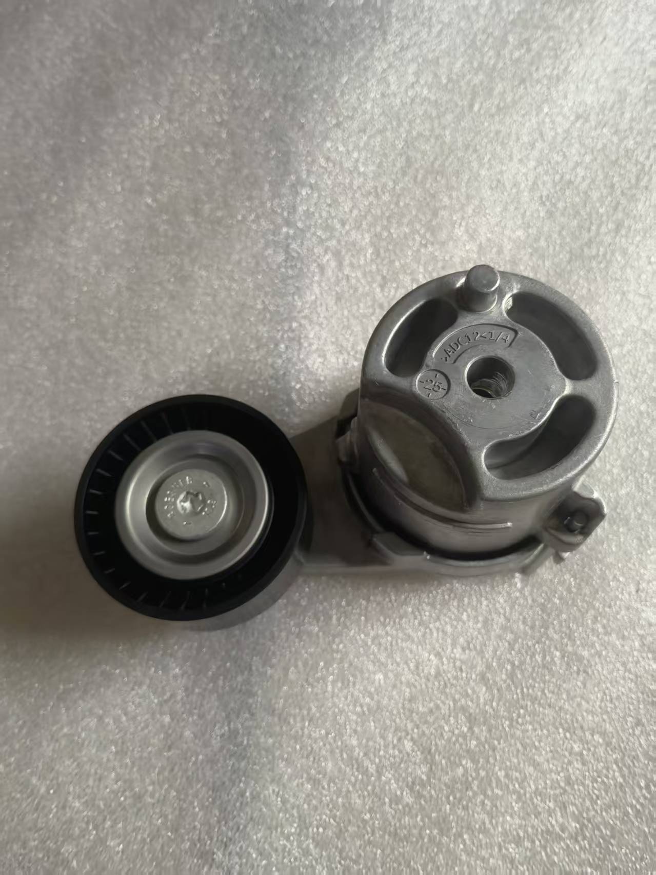 Timing belt tensioner for Ford Ranger 2.0, part number MB3Q-6A228-AA