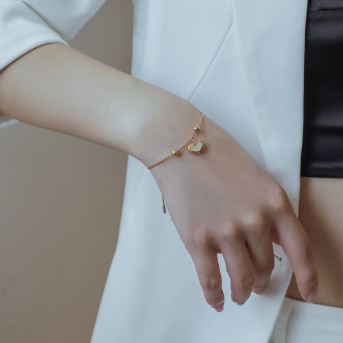 Shell love necklace women's summer light luxury niche simple cold style heart-shaped pendant clavicle chain versatile accessories