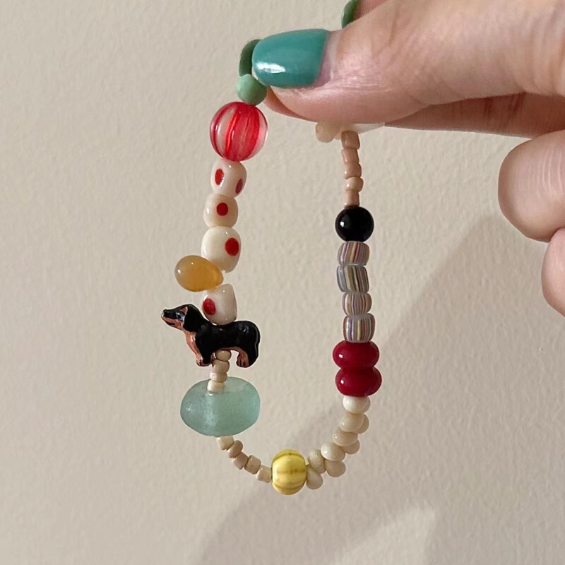 Color Dopamine Beaded Bracelet 2024 New Explosions Niche Advanced Sense Cute Dachshund Dog Bracelet Children's Fun Heart