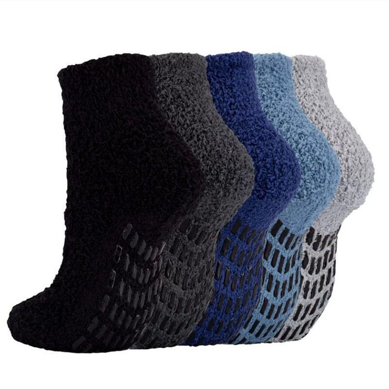 Men's plush sleeping socks with gripper cross-border Amazon men's fluffy socks coral fleece winter slippers socks dispensing